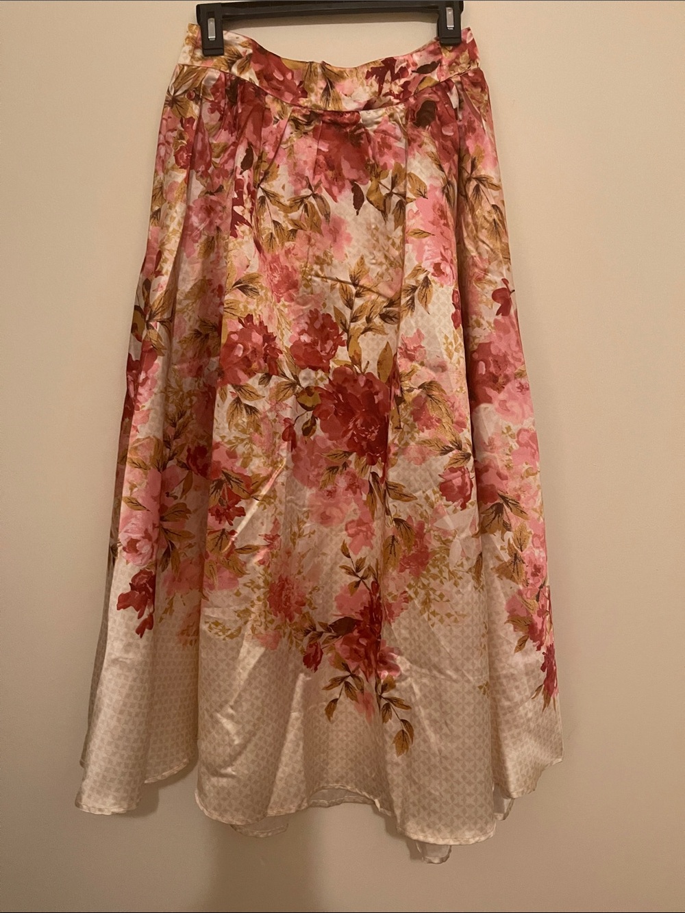 Flying Tomato Pink Floral Cream Circle Skirt